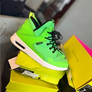 Zumba air classic remix green sz 7